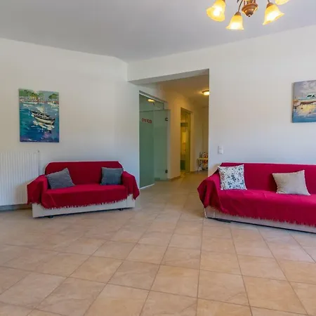 Villa Rosa 2 , , Corfu Dassia (Corfu)